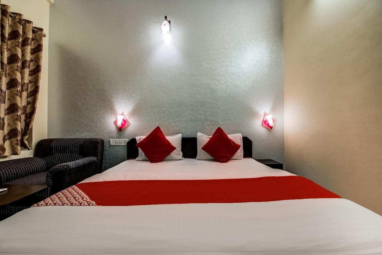 Oyo Hotel Malhotra Džajpur Exteriér fotografie