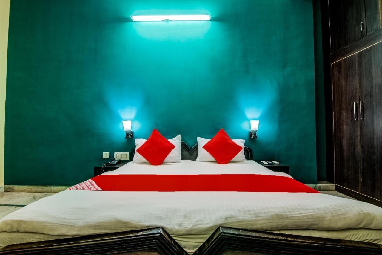 Oyo Hotel Malhotra Džajpur Exteriér fotografie