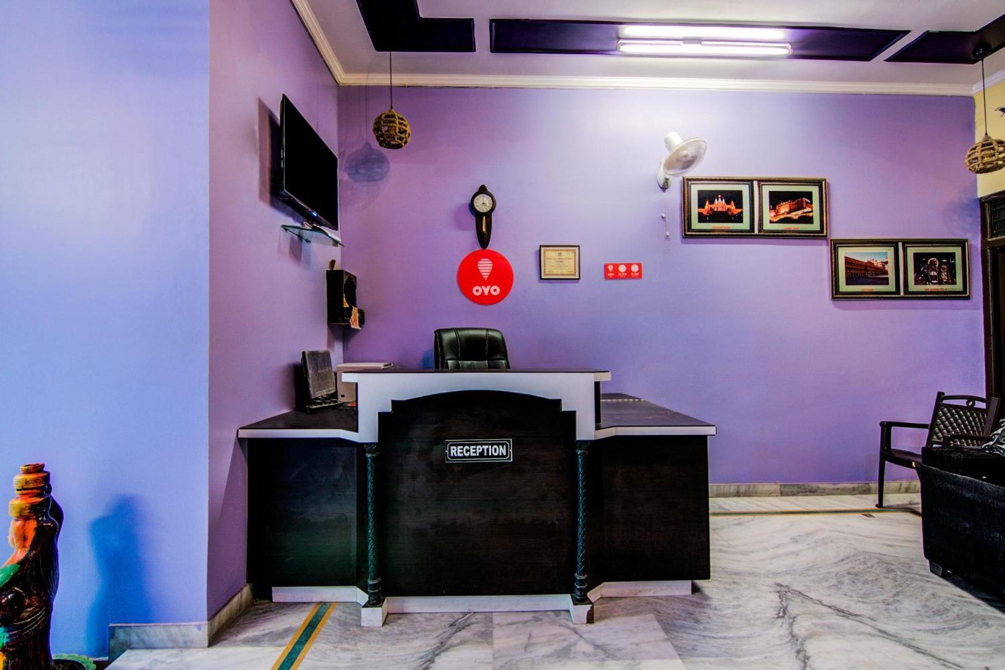 Oyo Hotel Malhotra Džajpur Exteriér fotografie